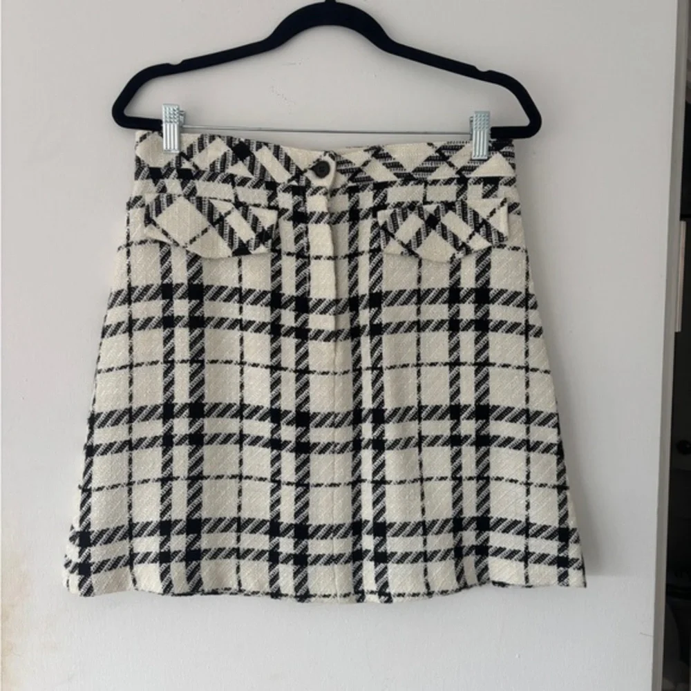 W Collection Elegant Houndstooth Mini Skirt Size 42